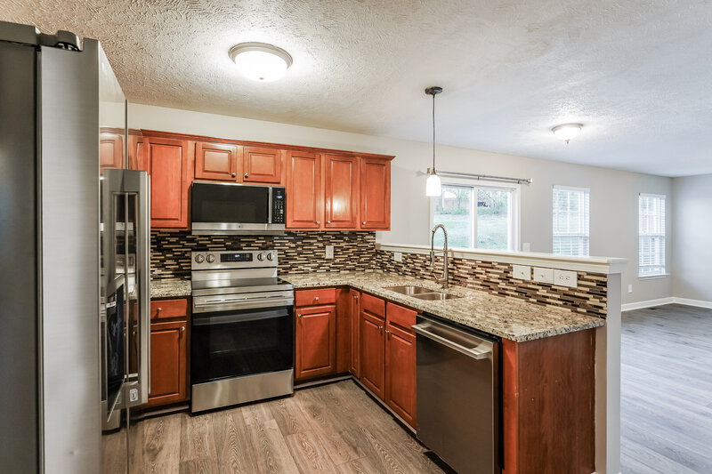 2,585/Mo, 109 Judson Dr Hendersonville, TN 37075 Kitchen View