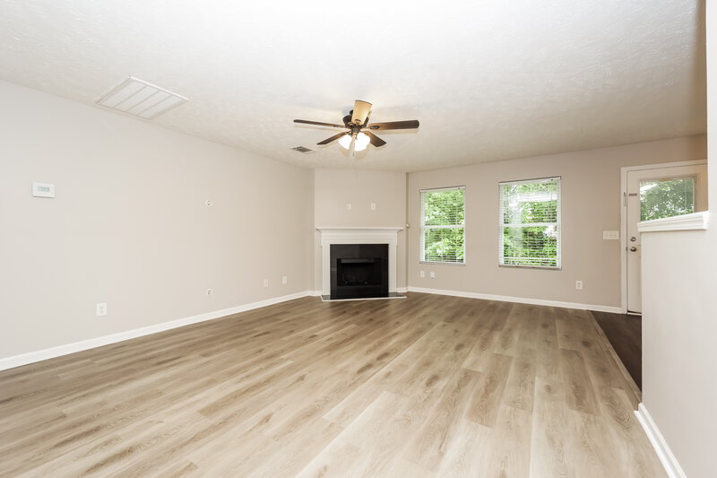2,170/Mo, 632 Elderberry Way Murfreesboro, TN 37128 Living Room View
