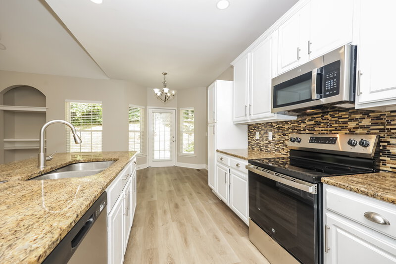 2,195/Mo, 4648 Indian Summer Dr Nashville, TN 37207 Kitchen View