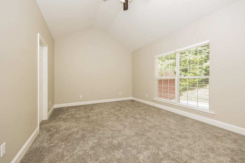 2,195/Mo, 4648 Indian Summer Dr Nashville, TN 37207 Main Bedroom View