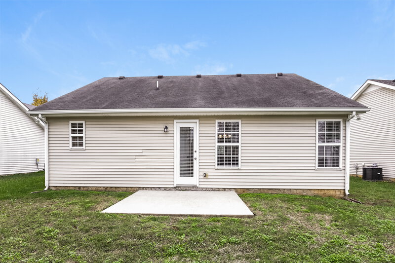 1,730/Mo, 1624 Saint Andrews Dr Murfreesboro, TN 37128 Rear View