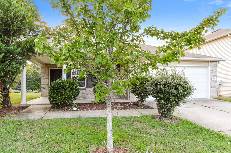 2,130/Mo, 833 Creek Oak Dr Murfreesboro, TN 37128 External View