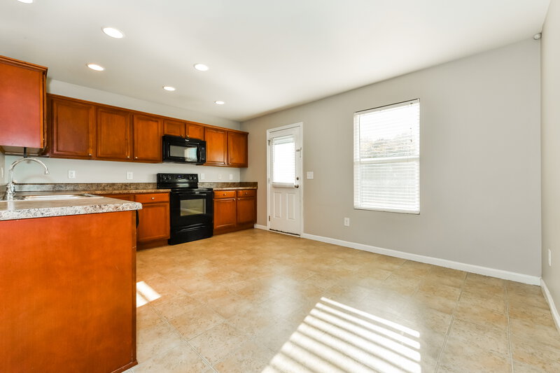 2,130/Mo, 833 Creek Oak Dr Murfreesboro, TN 37128 Kitchen View