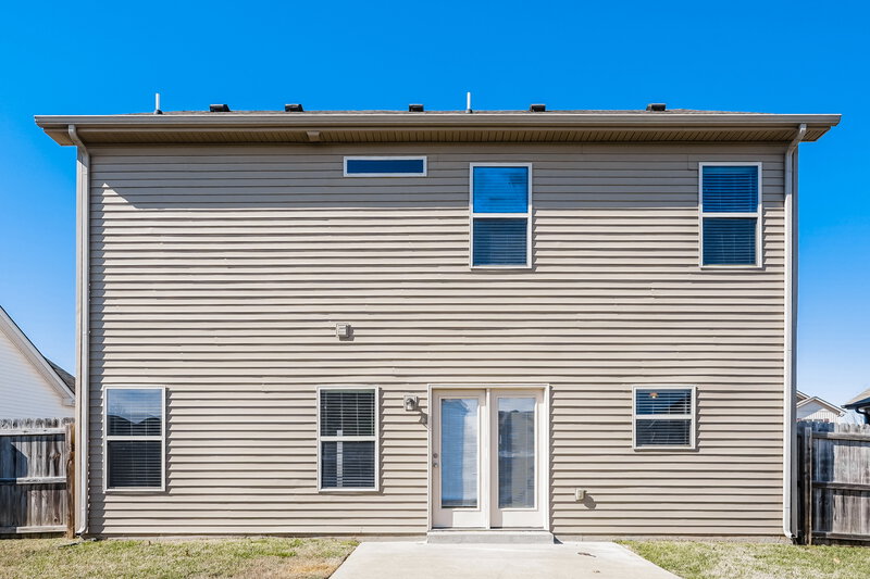2,285/Mo, 1719 Damascus Rd Murfreesboro, TN 37128 Rear View