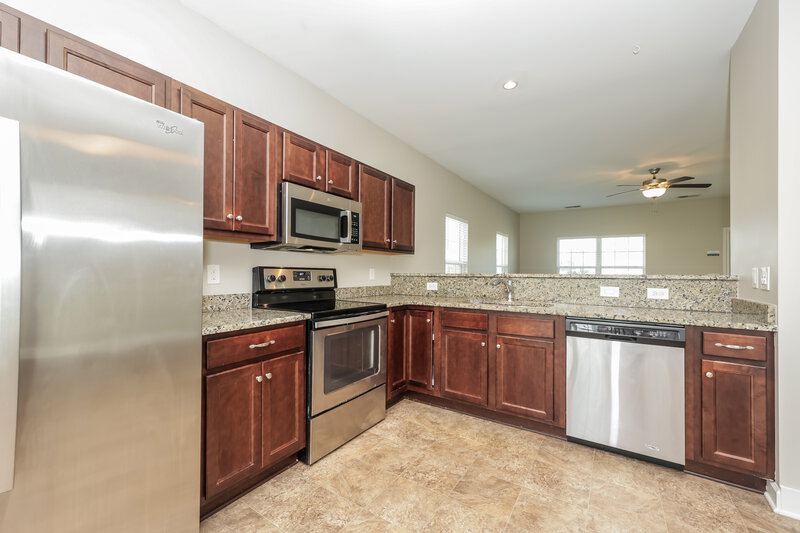 2,195/Mo, 4841 Compassion Ln Murfreesboro, TN 37128 Kitchen View 2