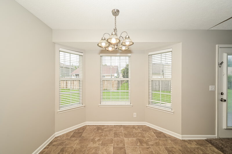 2,010/Mo, 1923 Colyn Ave Murfreesboro, TN 37128 Dining Room View