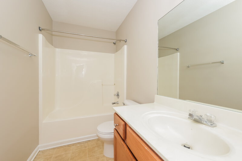 1,690/Mo, 1102 Nahanee Ct Murfreesboro, TN 37130 Bathroom View
