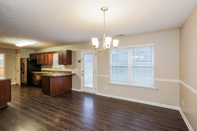 2,100/Mo, 2789 Windwalker Ct Murfreesboro, TN 37128 Dining Room View