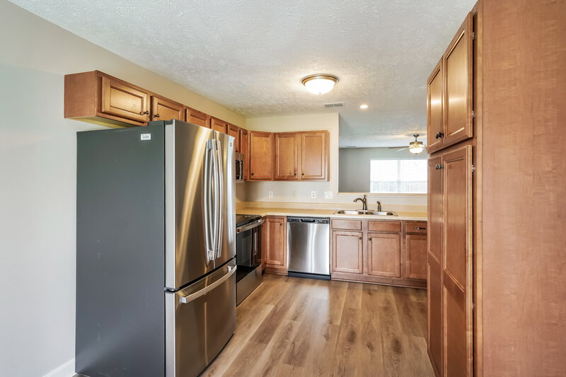 2,325/Mo, 4860 Compassion Ln Murfreesboro, TN 37128 Kitchen View