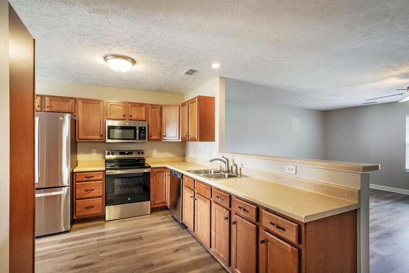 2,325/Mo, 4860 Compassion Ln Murfreesboro, TN 37128 Kitchen View 2