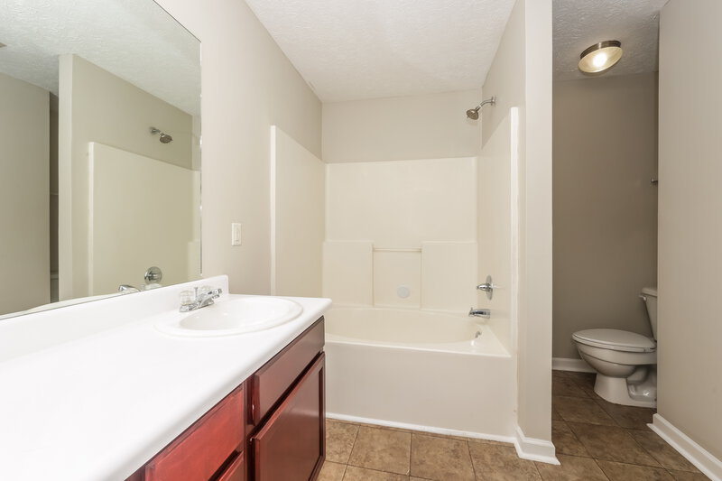 2,225/Mo, 2722 Apostle Ln Murfreesboro, TN 37129 Main Bathroom View