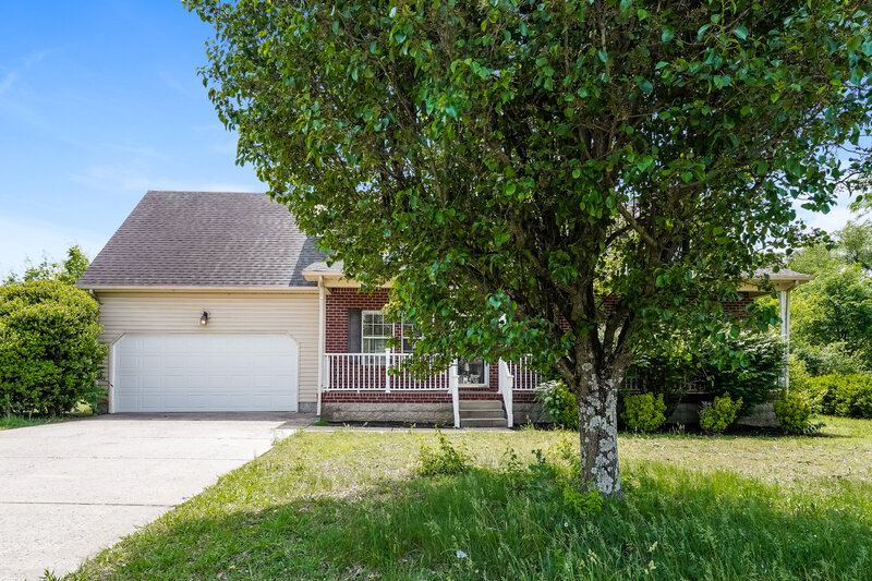 2,170/Mo, 906 Tal Ln La Vergne, TN 37086 External View