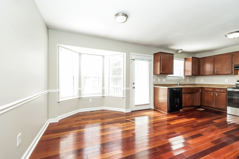 2,175/Mo, 906 Tal Ln La Vergne, TN 37086 Dining Room View