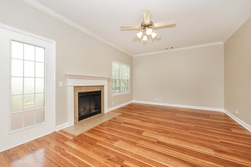 1,935/Mo, 237 Titans Cir Murfreesboro, TN 37127 Living Room View