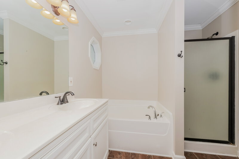 2,615/Mo, 3605 Jerry Anderson Dr Murfreesboro, TN 37128 Main Bathroom View
