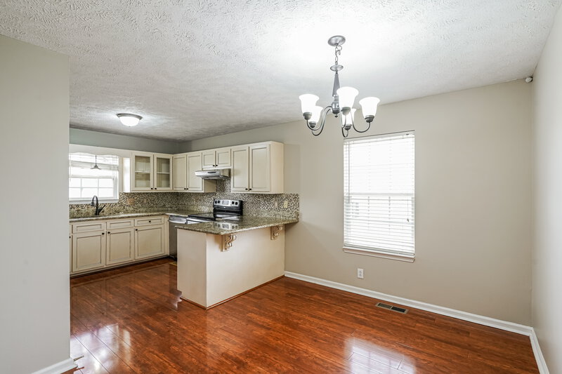 2,030/Mo, 1112 Skipton Dr Murfreesboro, TN 37128 Dining Room View
