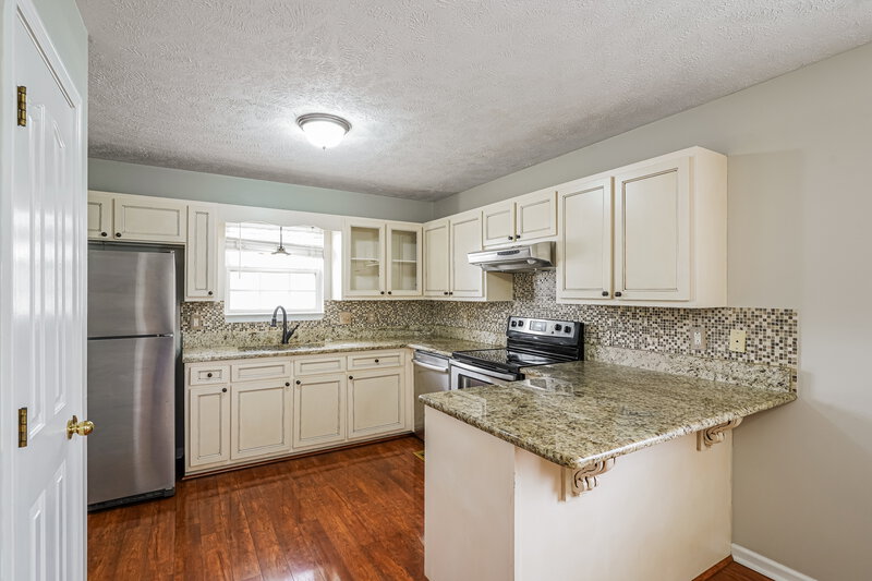 2,030/Mo, 1112 Skipton Dr Murfreesboro, TN 37128 Kitchen View