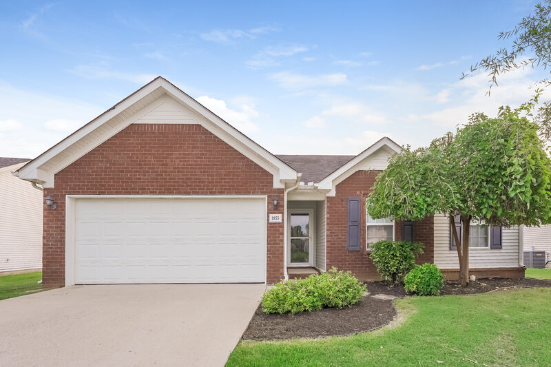1,950/Mo, 1955 Odessa Ave Murfreesboro, TN 37128 Front View
