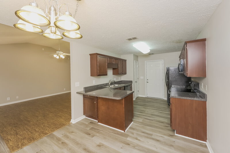 1,950/Mo, 1955 Odessa Ave Murfreesboro, TN 37128 Dining Room View