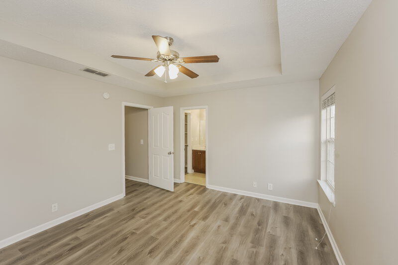 1,950/Mo, 1955 Odessa Ave Murfreesboro, TN 37128 Main Bedroom View