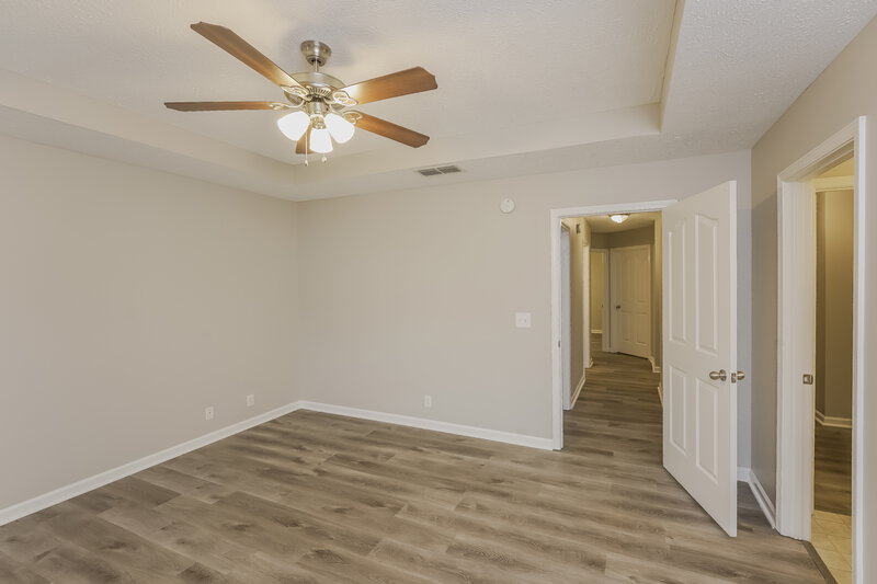 1,950/Mo, 1955 Odessa Ave Murfreesboro, TN 37128 Main Bedroom View 2