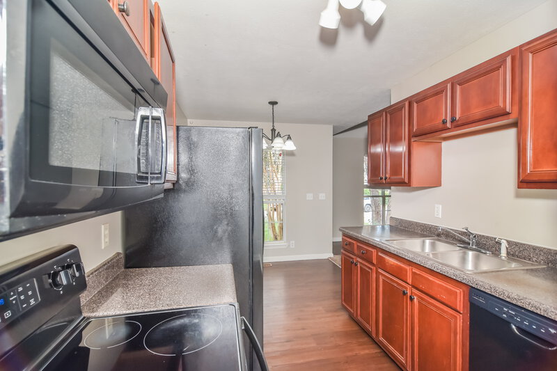 1,995/Mo, 4124 Pleasant Colony Dr Antioch, TN 37013 Kitchen View