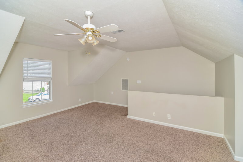 1,995/Mo, 4124 Pleasant Colony Dr Antioch, TN 37013 Bonus Room View 2