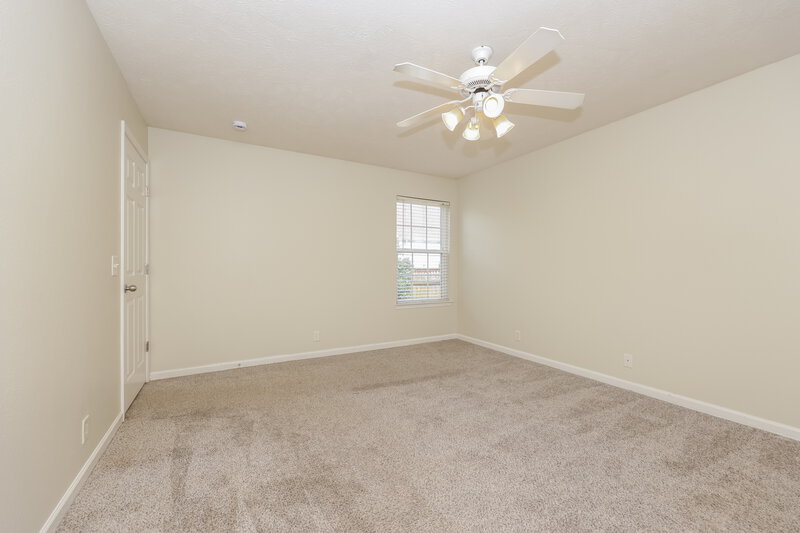 1,960/Mo, 1006 Tom Hailey Blvd La Vergne, TN 37086 Main Bedroom View
