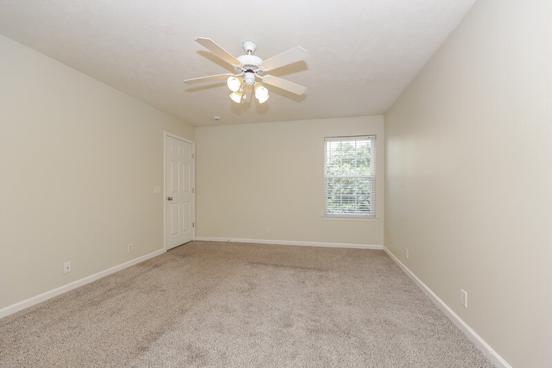 1,960/Mo, 1006 Tom Hailey Blvd La Vergne, TN 37086 Main Bedroom View 2
