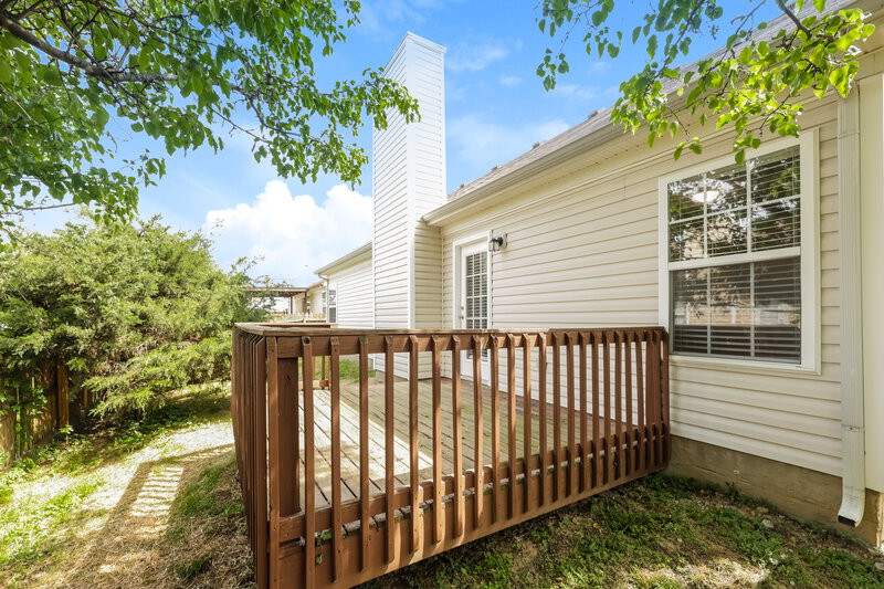 1,960/Mo, 1006 Tom Hailey Blvd La Vergne, TN 37086 Rear View