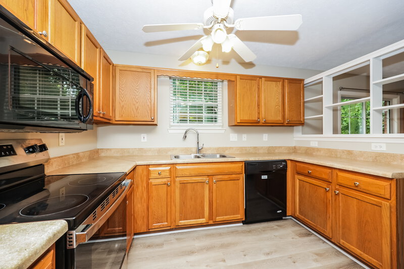 2,655/Mo, 607 Doral Pointe Mt Juliet, TN 37122 Kitchen View 2