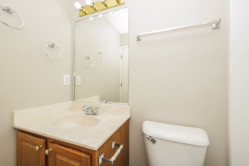 2,655/Mo, 607 Doral Pointe Mt Juliet, TN 37122 Bathroom View 2