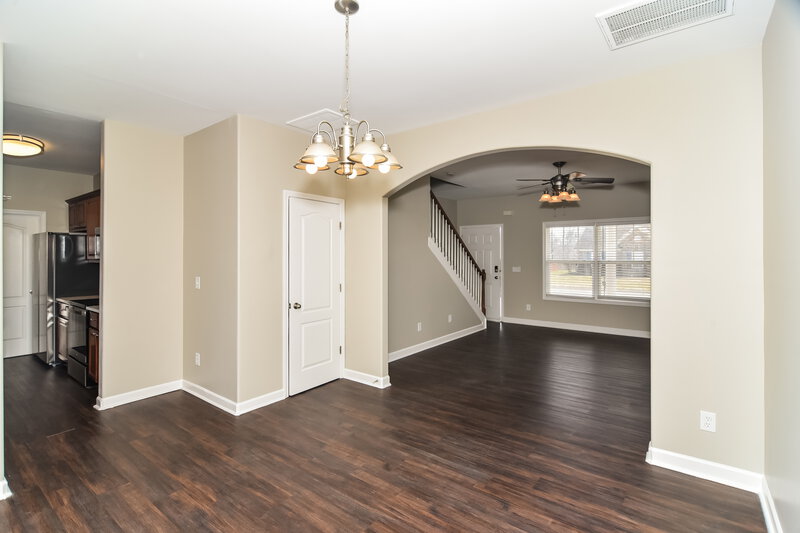 2,055/Mo, 4979 Morning Dove Ln Spring Hill, TN 37174 Dining Room View 2