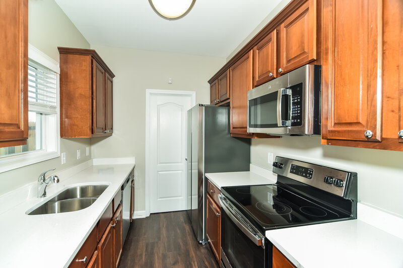 2,055/Mo, 4979 Morning Dove Ln Spring Hill, TN 37174 Kitchen View