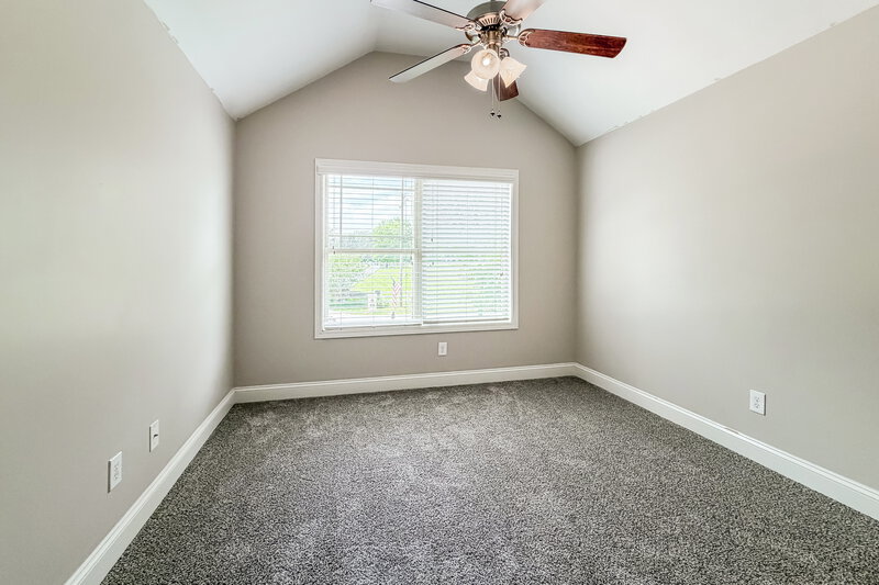 2,600/Mo, 2623 Elam Rd Murfreesboro, TN 37127 Bedroom View 3