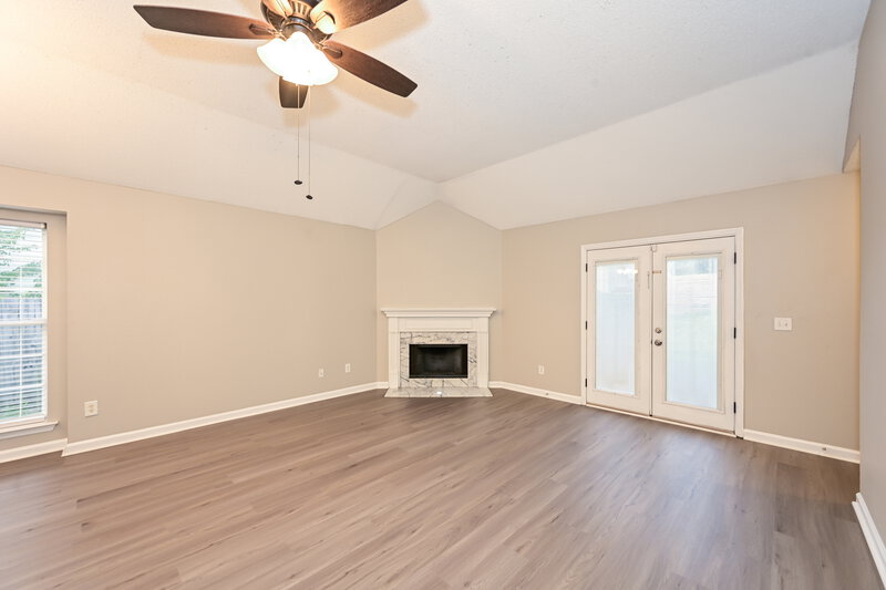 2,040/Mo, 2204 Joann Dr Spring Hill, TN 37174 Living Room View