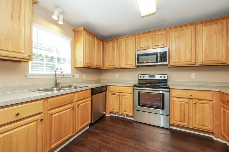 2,265/Mo, 3001 Sir Barton Ct Mt Juliet, TN 37122 Kitchen View