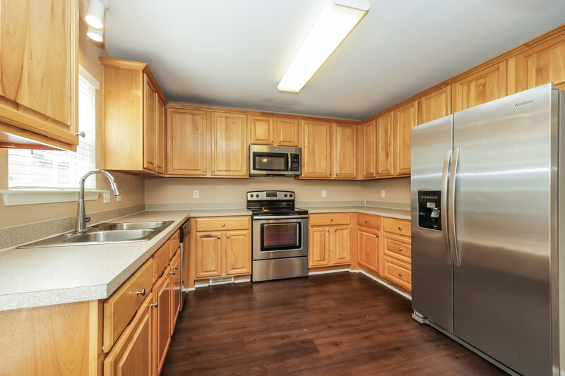 2,265/Mo, 3001 Sir Barton Ct Mt Juliet, TN 37122 Kitchen View 2