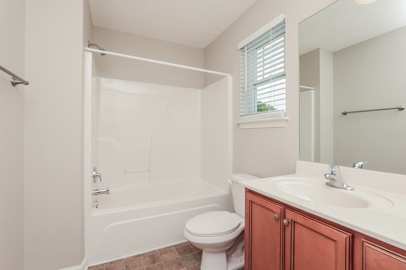 2,495/Mo, 3314 Velvet Ct Murfreesboro, TN 37128 Bathroom View