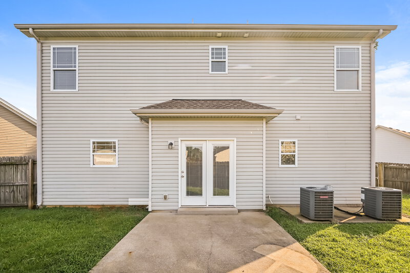 2,250/Mo, 3314 Velvet Ct Murfreesboro, TN 37128 Rear View