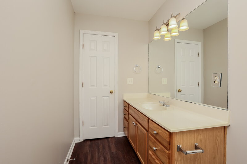 2,145/Mo, 1047 Vanguard Dr Spring Hill, TN 37174 Bathroom View