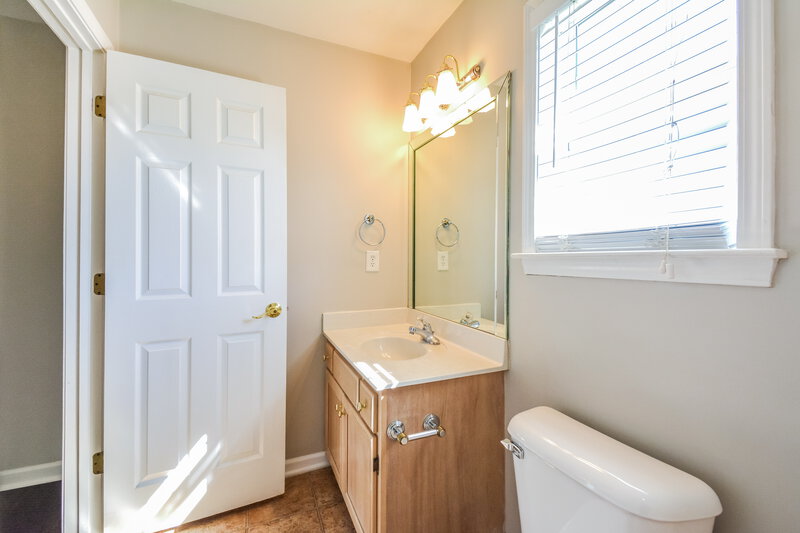 2,610/Mo, 2705 Lydia Pl Thompsons Station, TN 37179 Bathroom View