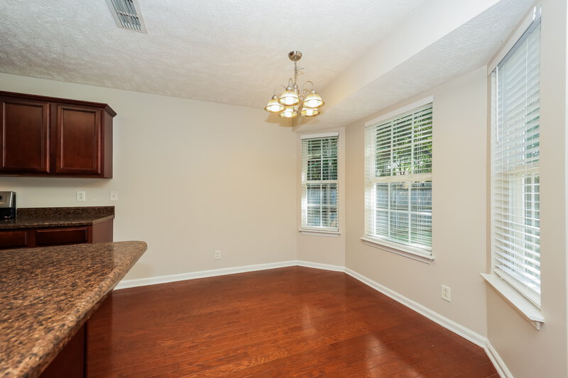 3,340/Mo, 816 Pantera Dr Murfreesboro, TN 37128 Dining Room View 2