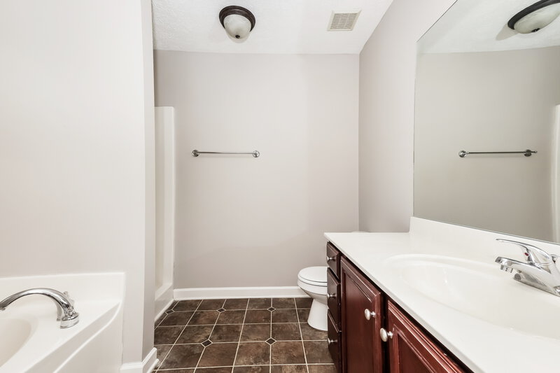 2,355/Mo, 3342 Hamberton Cir Murfreesboro, TN 37128 Main Bedroom View 4