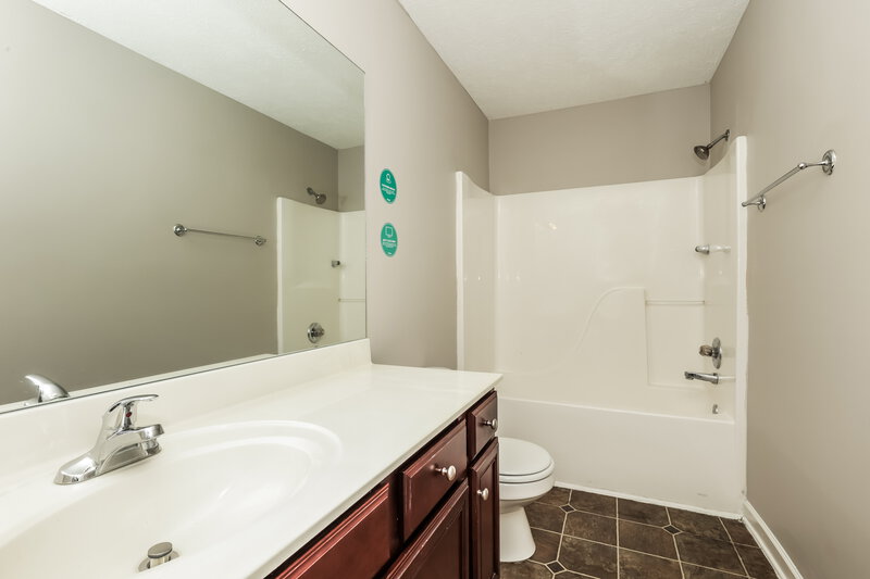 2,355/Mo, 3342 Hamberton Cir Murfreesboro, TN 37128 Bathroom View