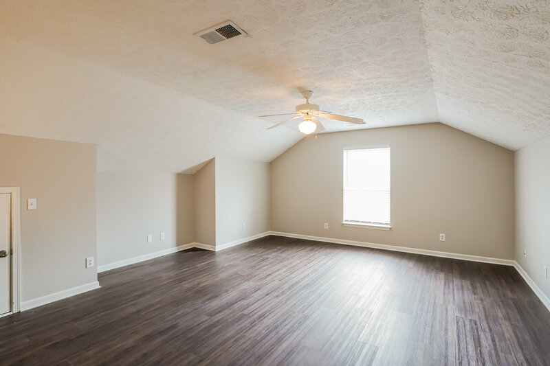2,250/Mo, 7025 Calderwood Dr Antioch, TN 37013 Bonus Room View