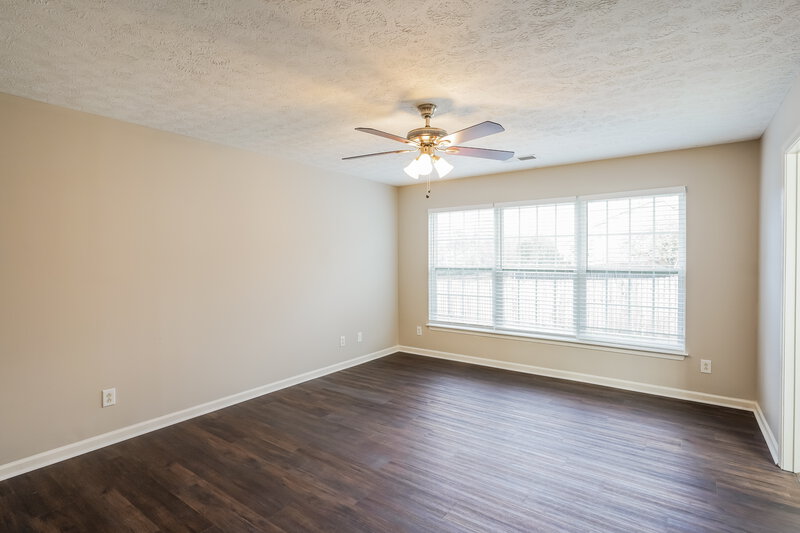 2,250/Mo, 7025 Calderwood Dr Antioch, TN 37013 Main Bedroom View