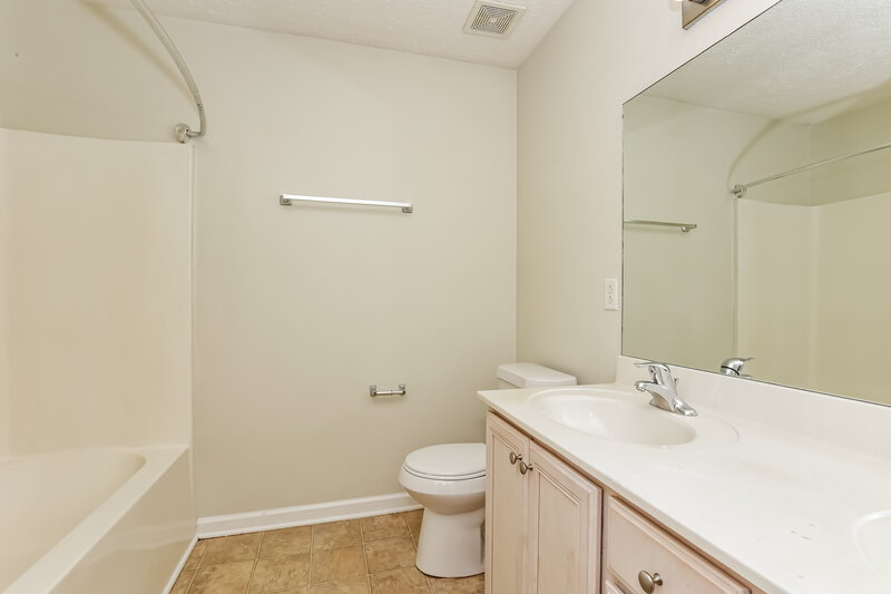 1,910/Mo, 3257 Perlino Dr Murfreesboro, TN 37128 Main Bathroom View