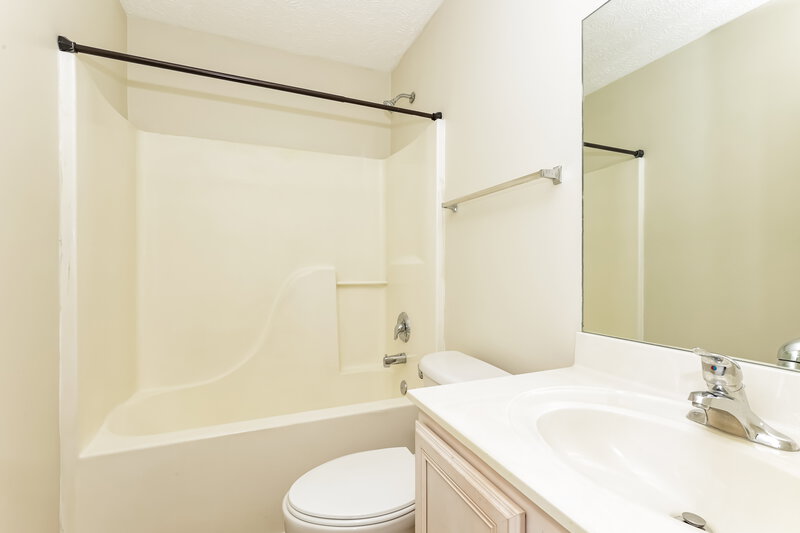 1,910/Mo, 3257 Perlino Dr Murfreesboro, TN 37128 Bathroom View