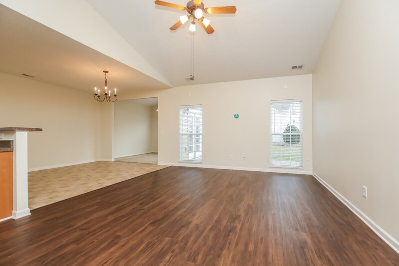 2,425/Mo, 130 Megan St Spring Hill, TN 37174 Living Room View